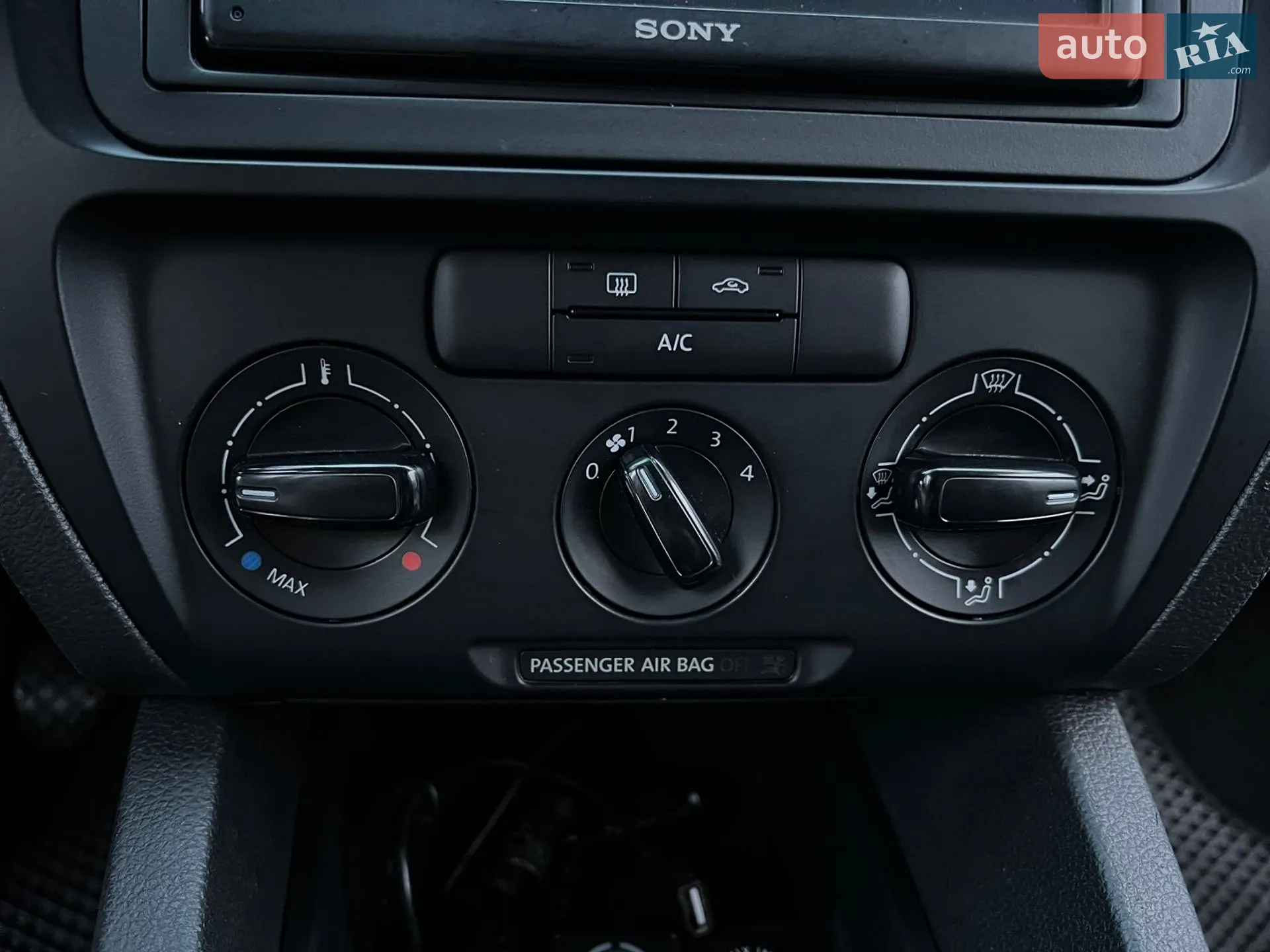 2012 Volkswagen Jetta - мініатюра 42