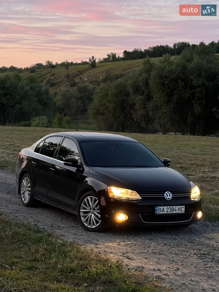 2010 Volkswagen Jetta - мініатюра 16