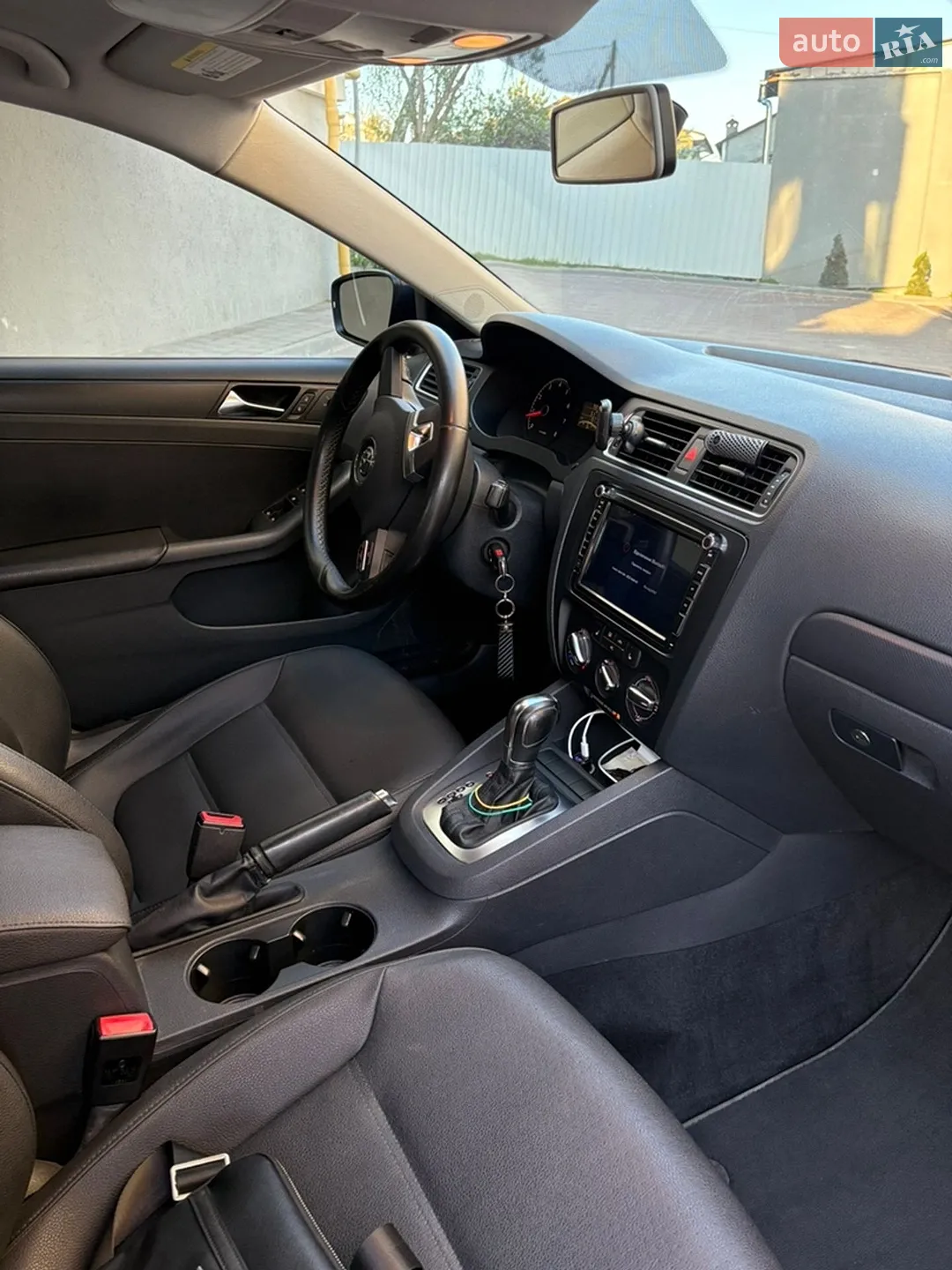 2010 Volkswagen Jetta - мініатюра 13