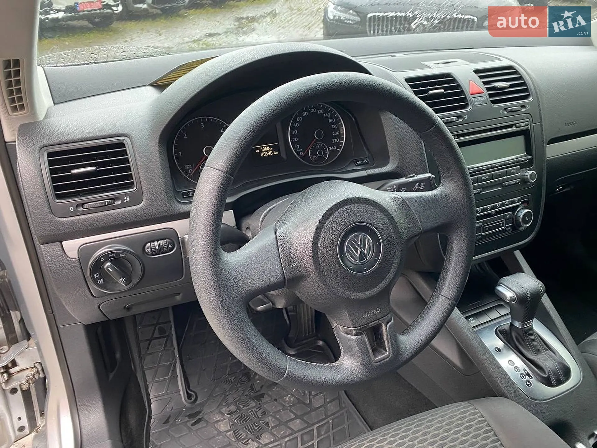 2010 Volkswagen Jetta - мініатюра 12