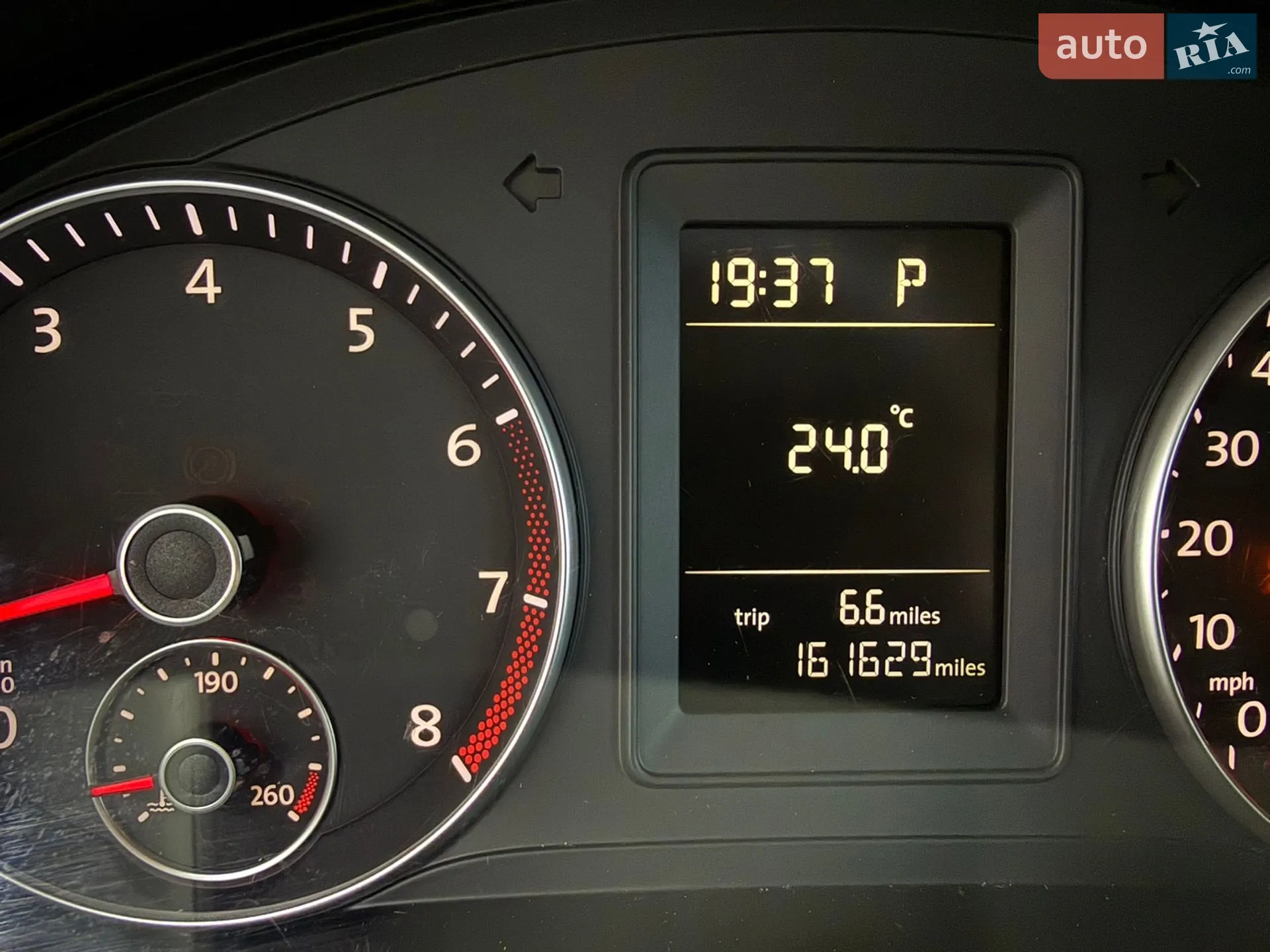 2010 Volkswagen Jetta - мініатюра 11