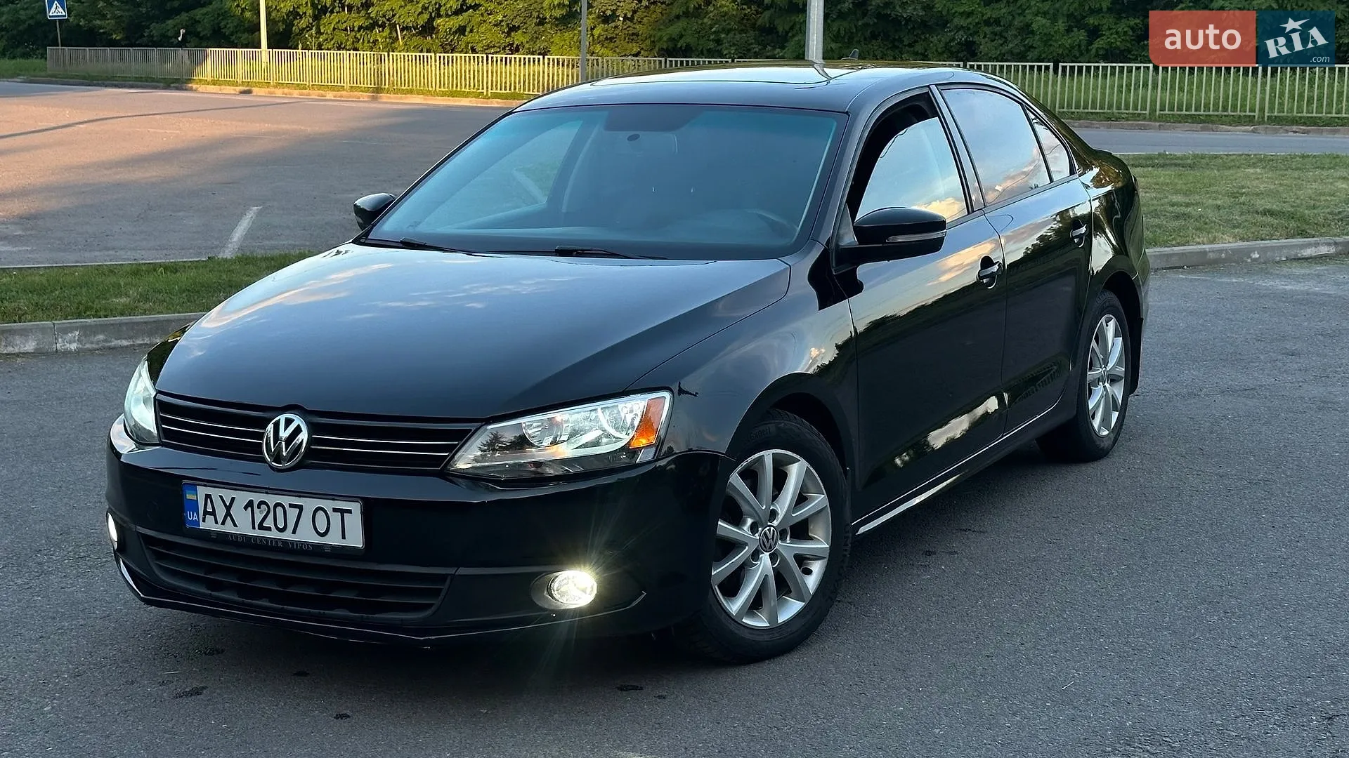2011 Volkswagen Jetta - мініатюра 3