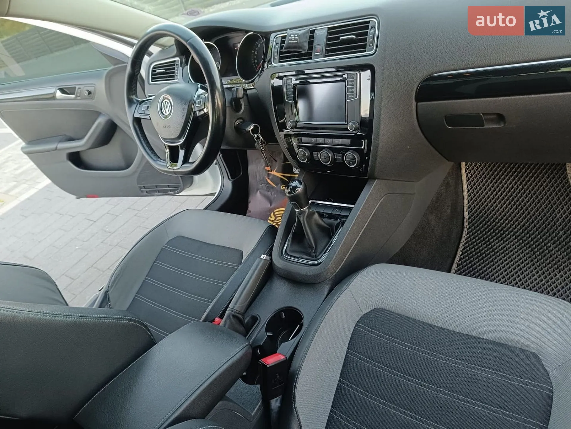 2016 Volkswagen Jetta - мініатюра 29
