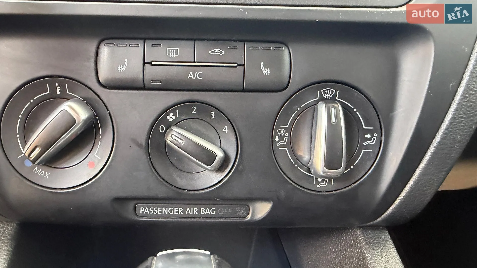 2012 Volkswagen Jetta - мініатюра 19