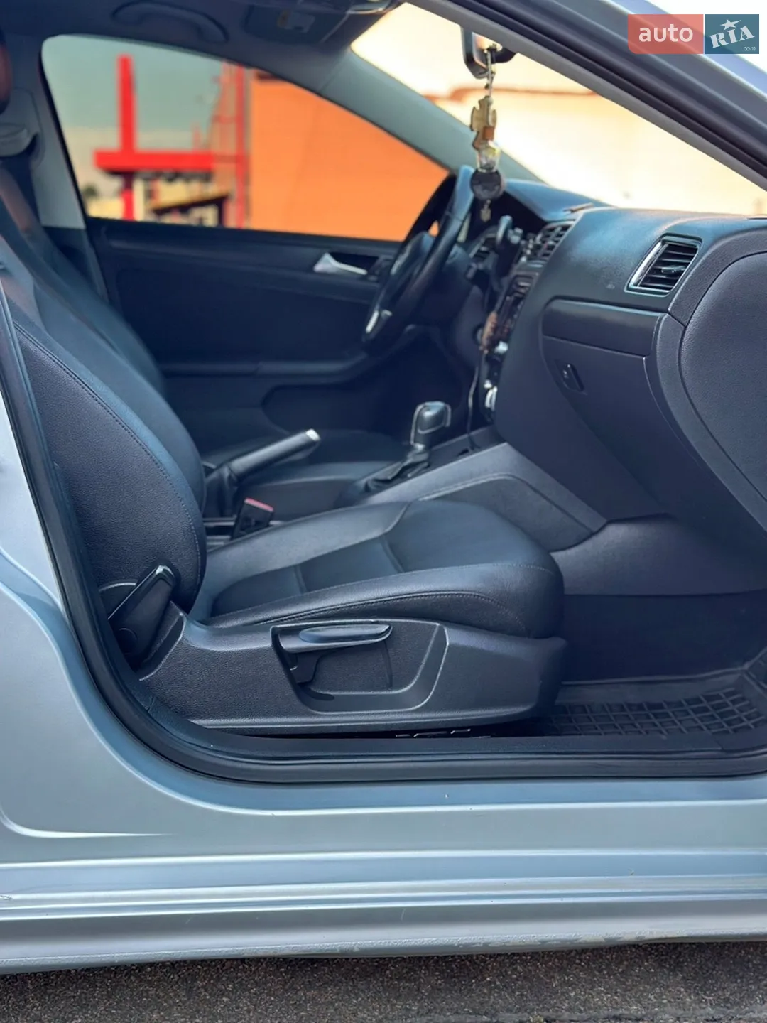 2012 Volkswagen Jetta - мініатюра 12