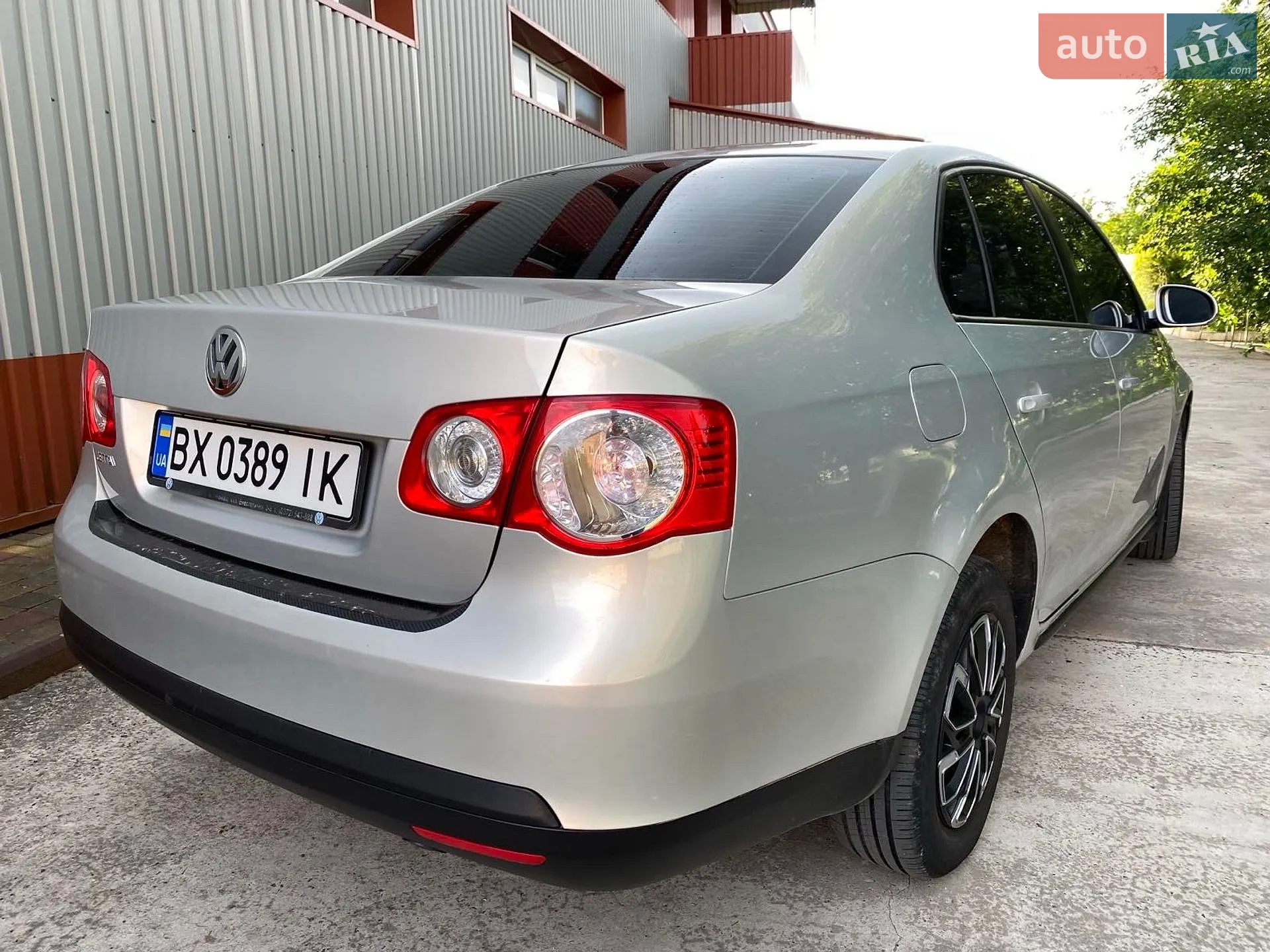 2010 Volkswagen Jetta - мініатюра 10