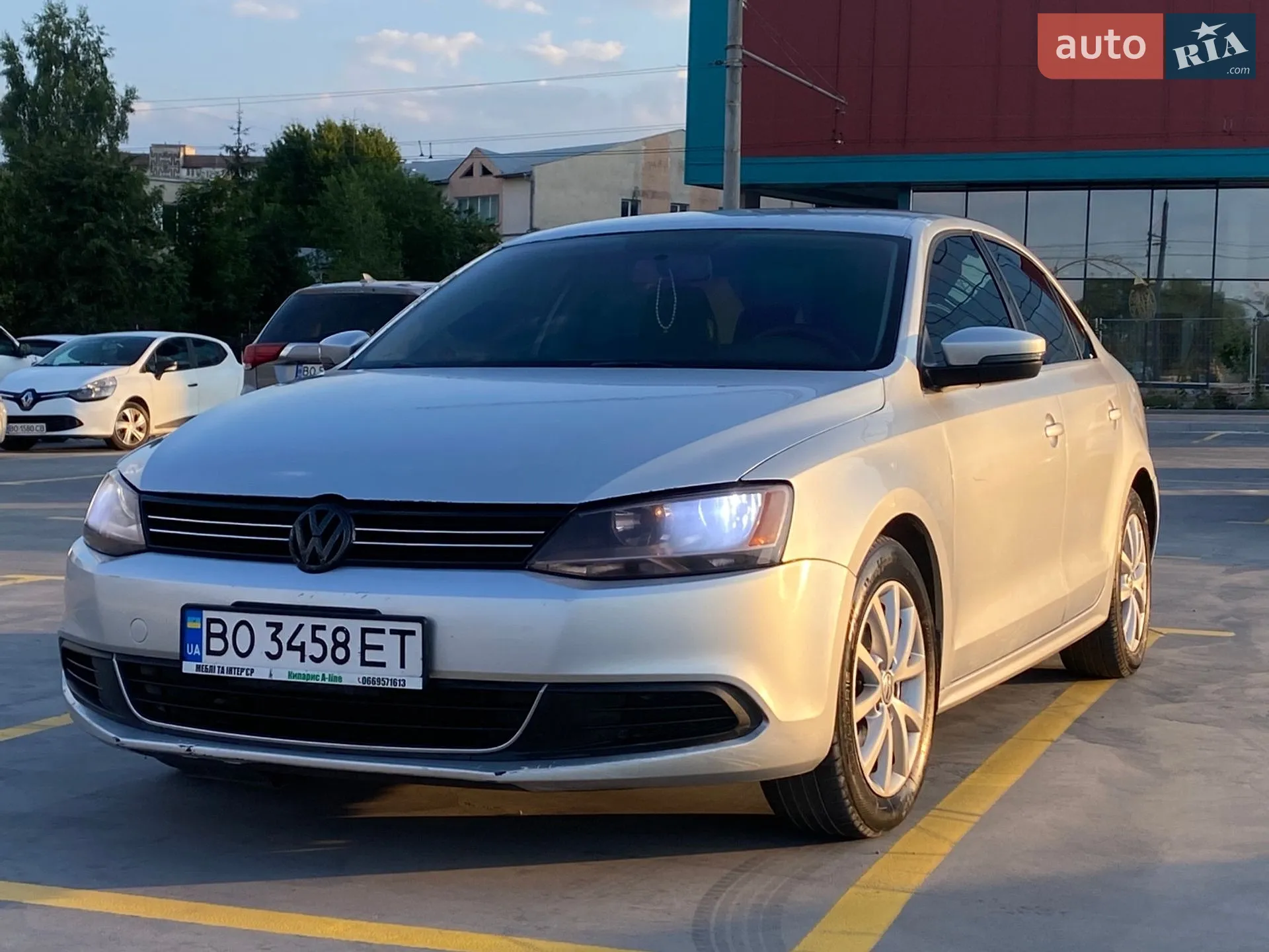 2012 Volkswagen Jetta - мініатюра 3