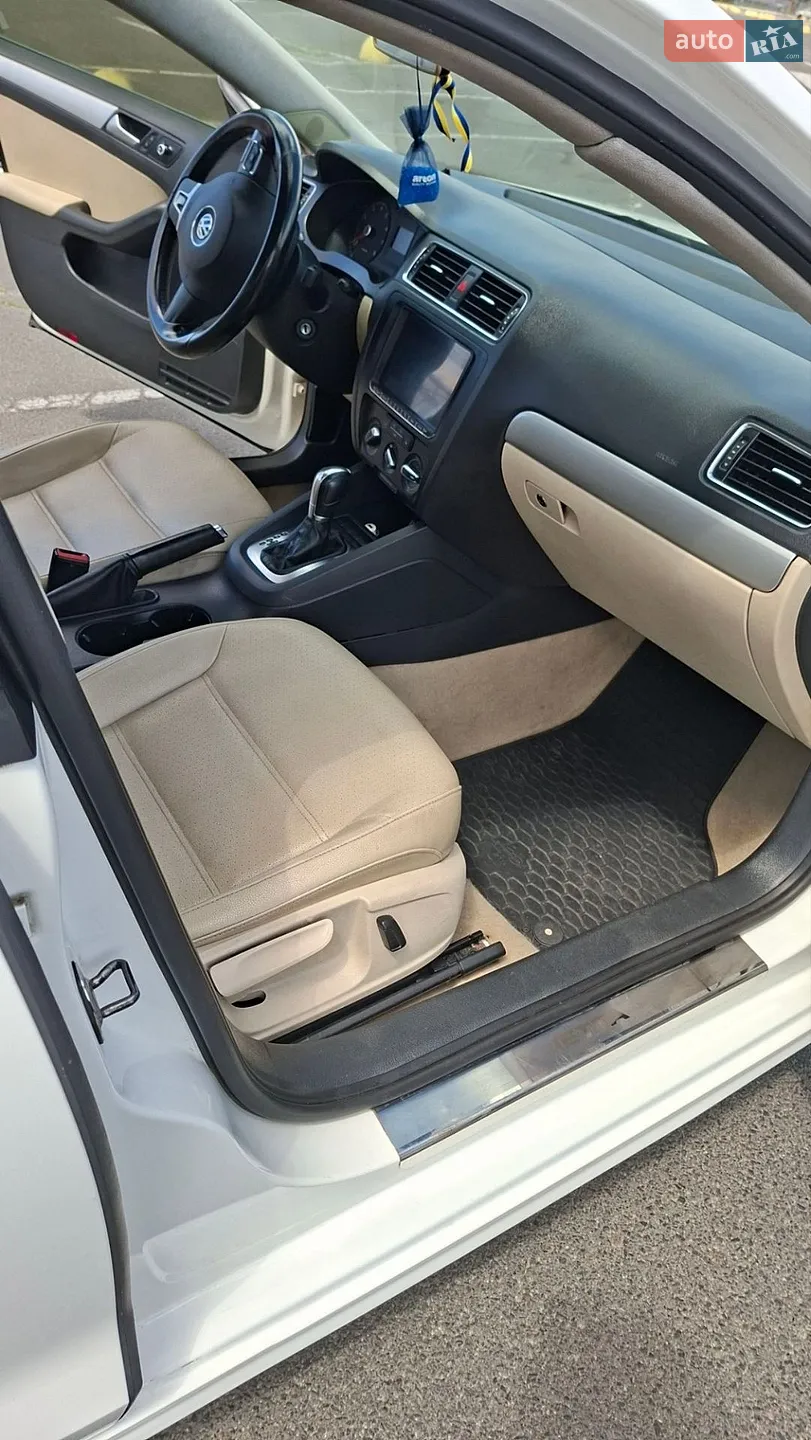 2012 Volkswagen Jetta - мініатюра 8