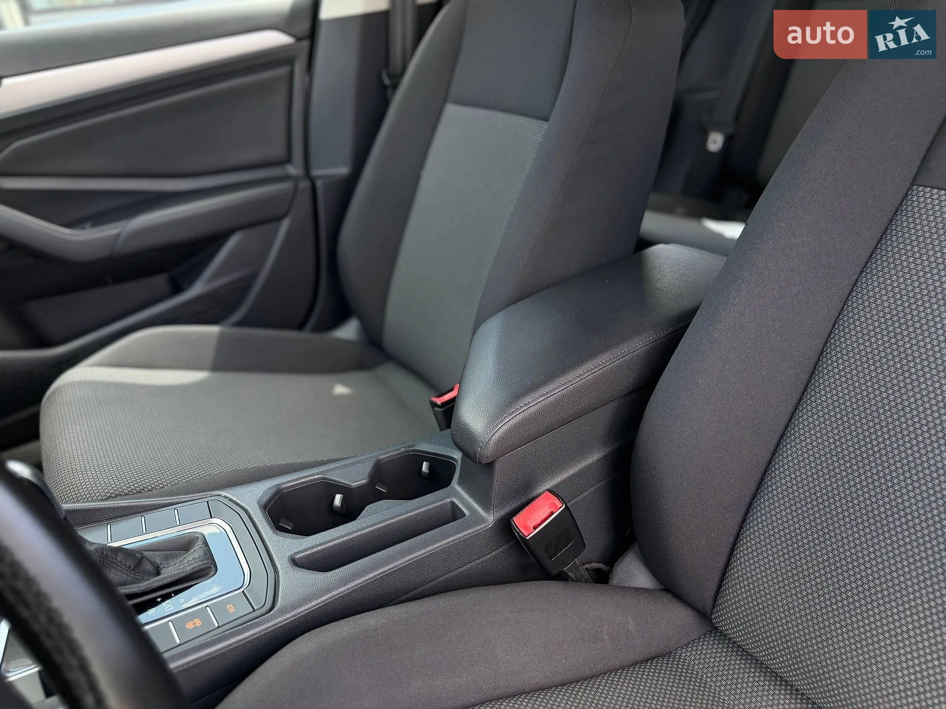 2018 Volkswagen Jetta - мініатюра 36