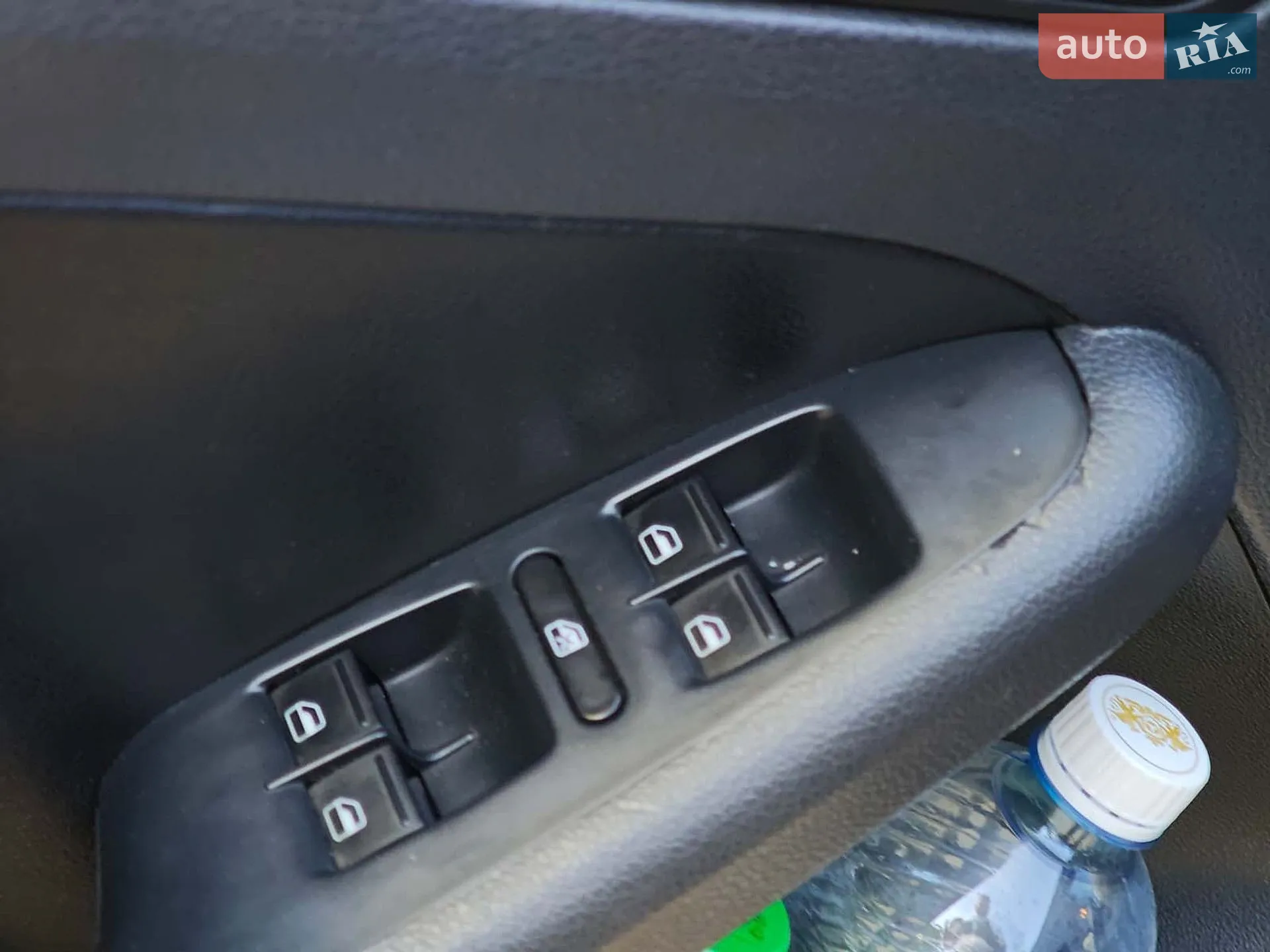 2011 Volkswagen Jetta - мініатюра 24