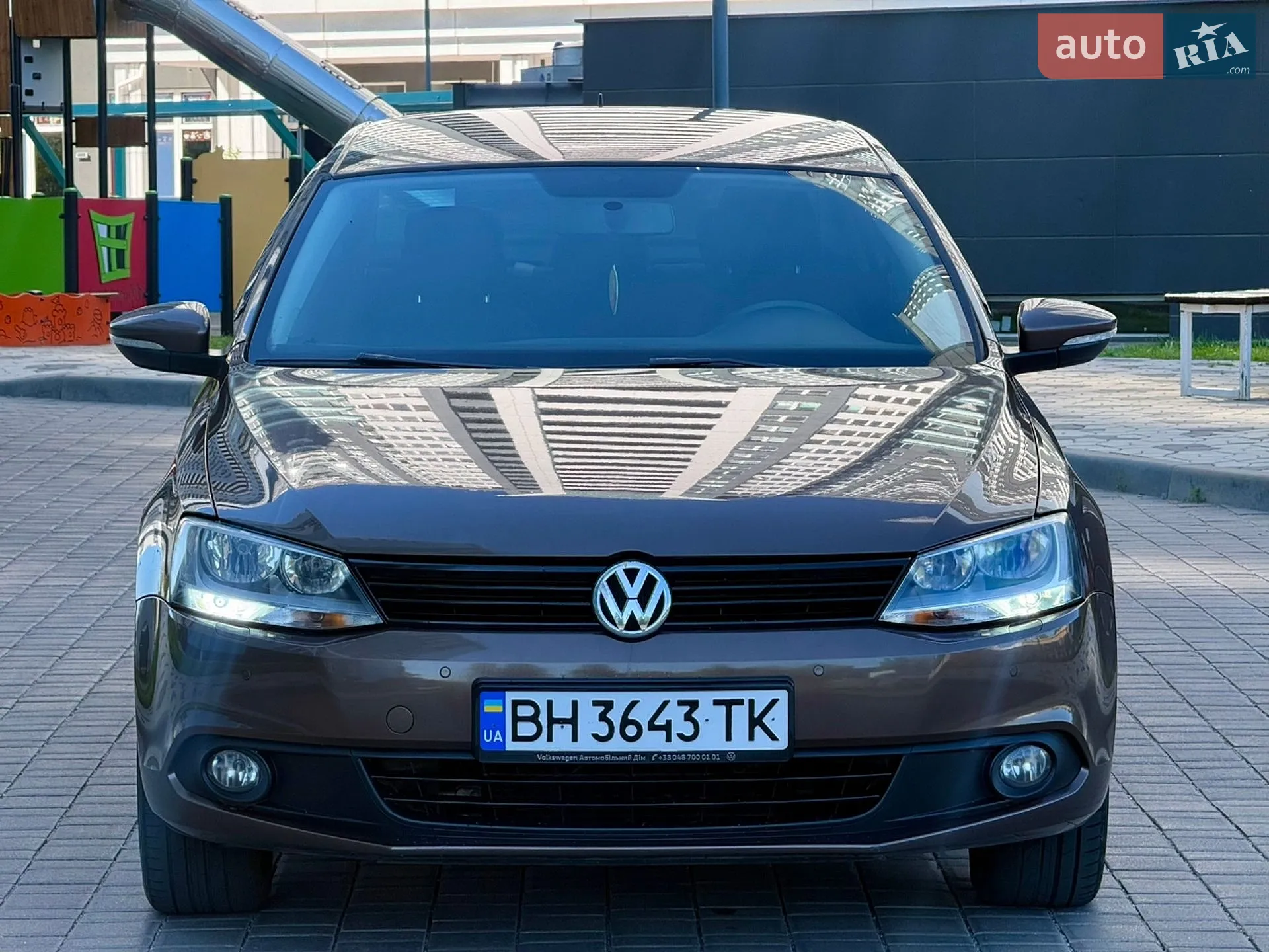 2011 Volkswagen Jetta - мініатюра 2