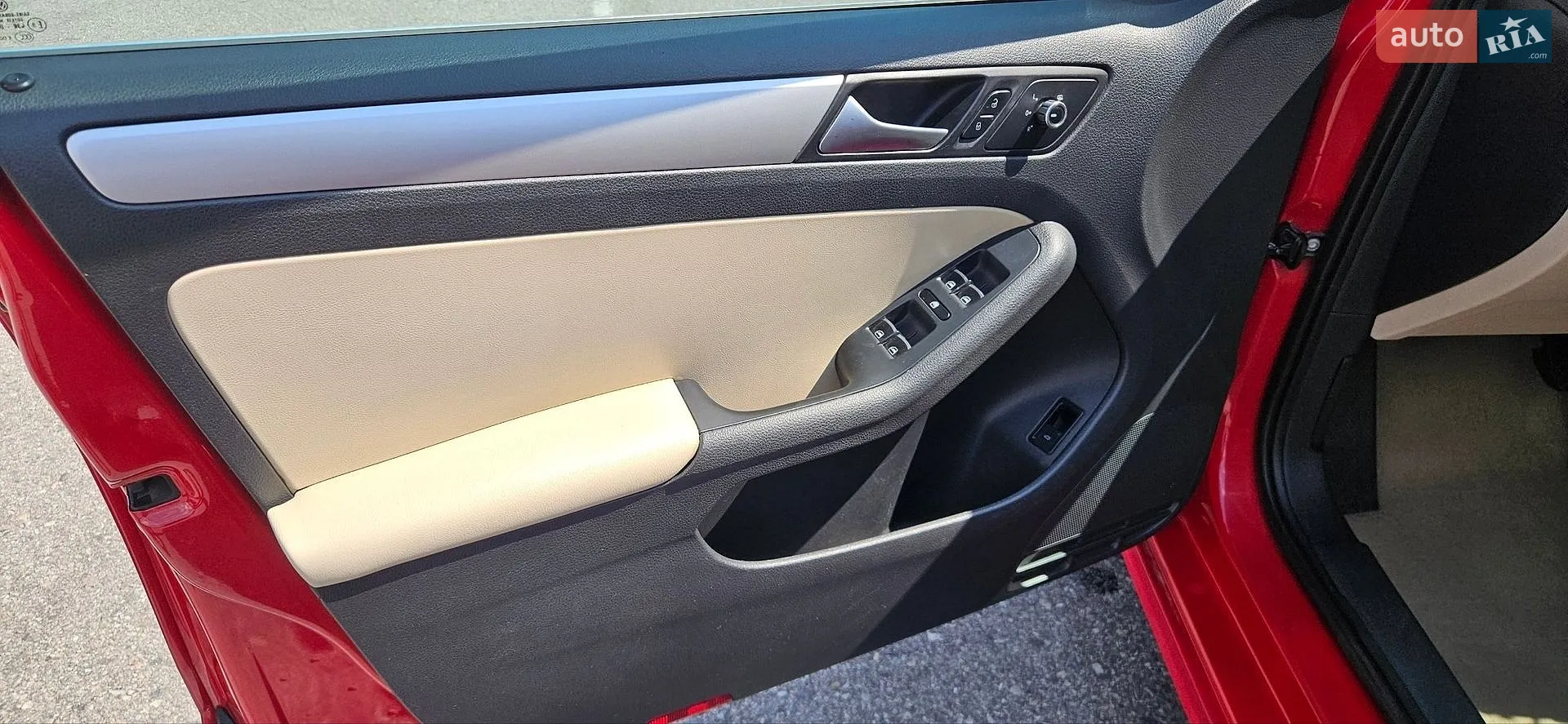 2013 Volkswagen Jetta - мініатюра 13