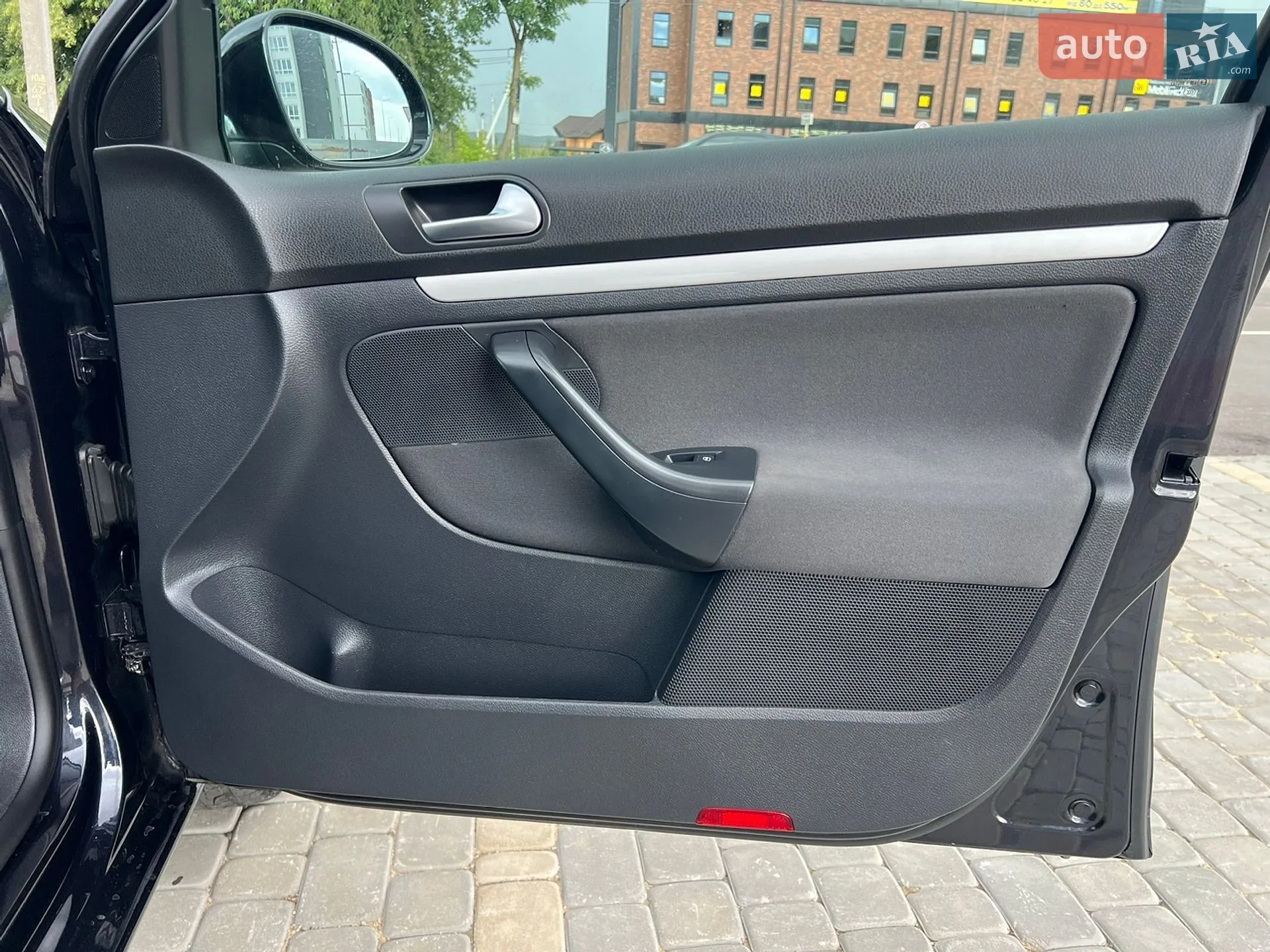 2010 Volkswagen Jetta - мініатюра 17