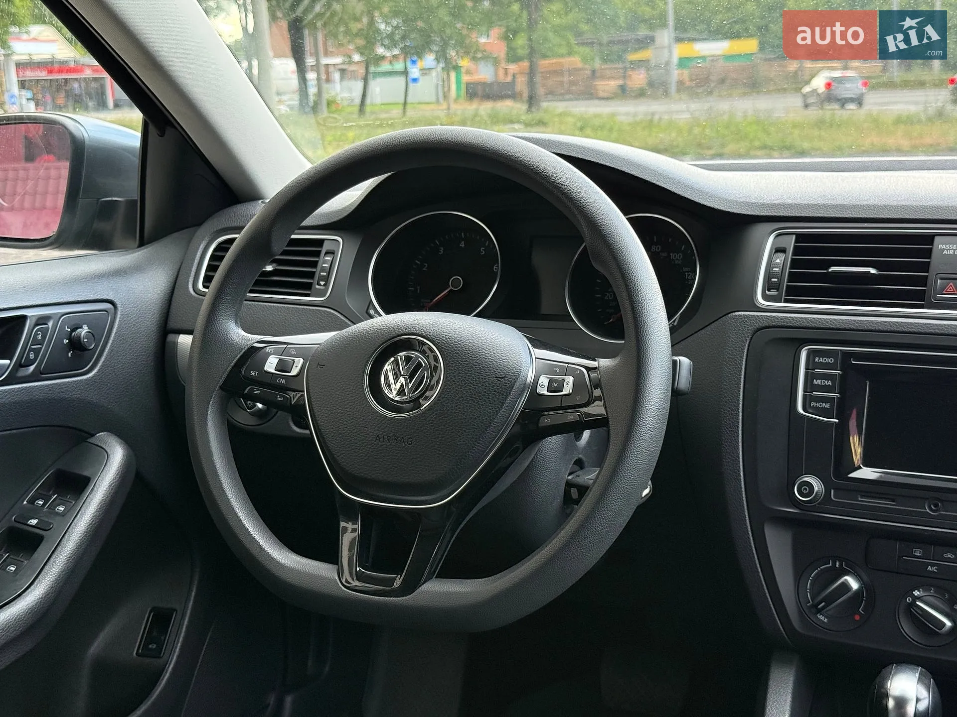 2017 Volkswagen Jetta - мініатюра 32