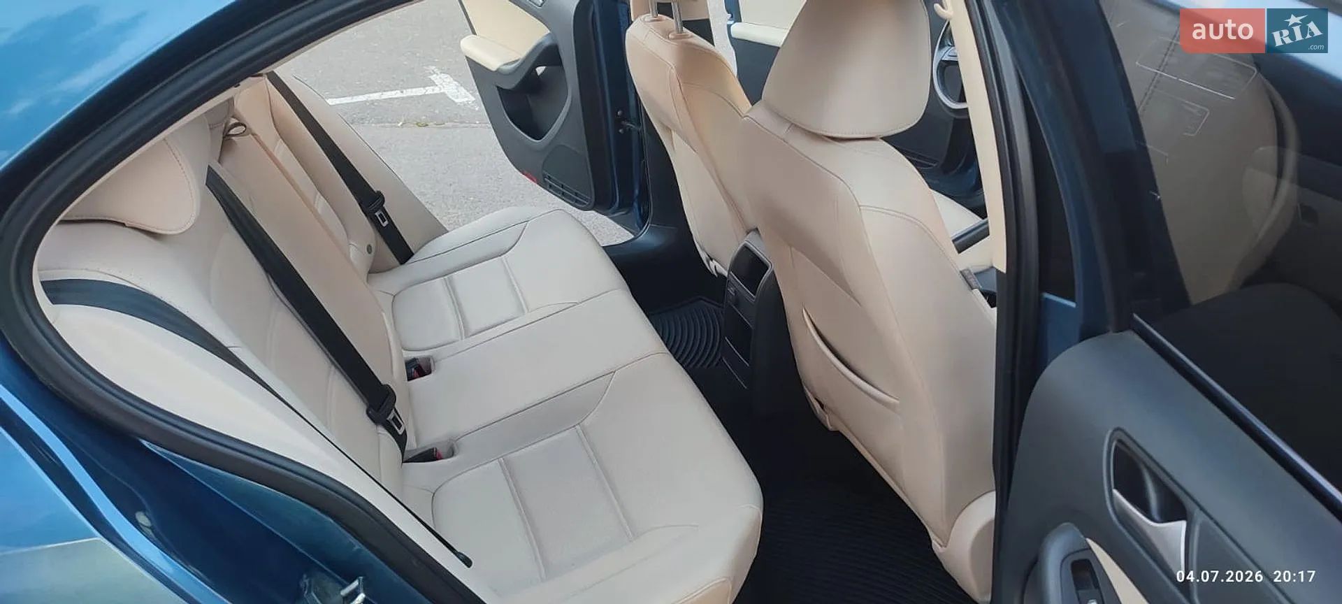 2017 Volkswagen Jetta - мініатюра 4