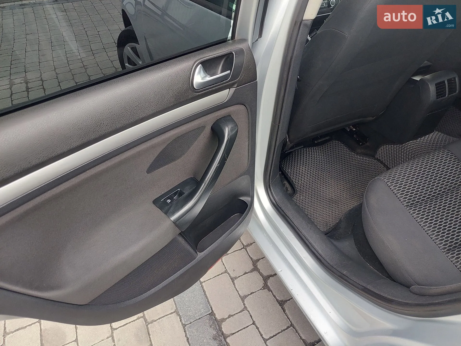 2010 Volkswagen Jetta - мініатюра 13