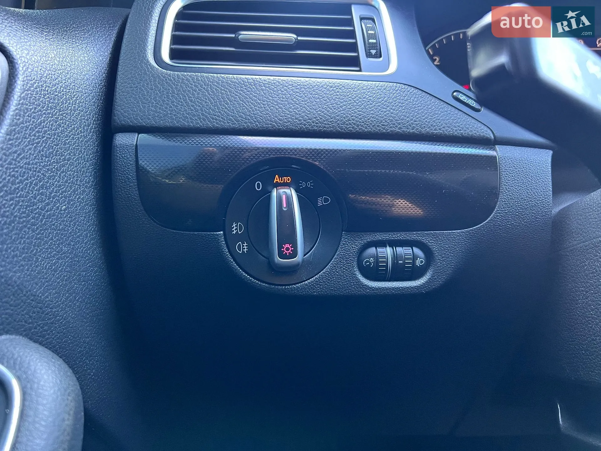 2012 Volkswagen Jetta - мініатюра 13