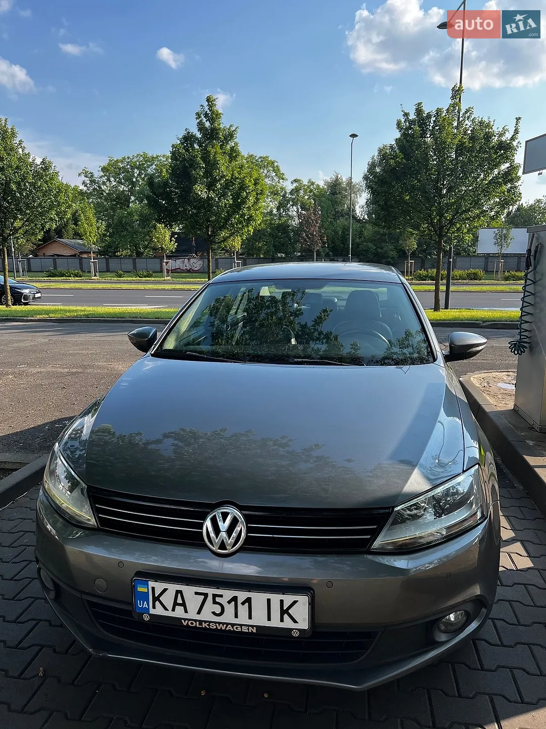 2011 Volkswagen Jetta - фото 1