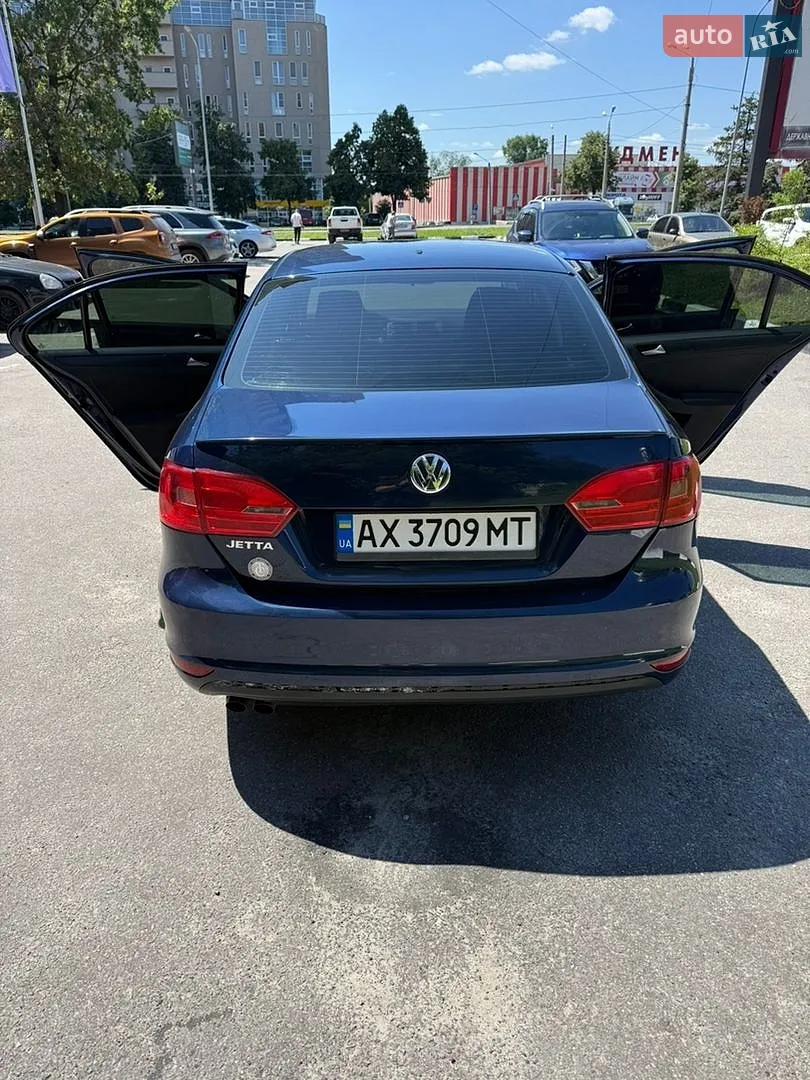 2011 Volkswagen Jetta - мініатюра 5