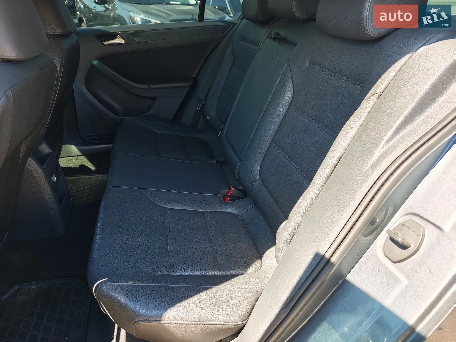 2012 Volkswagen Jetta - мініатюра 18