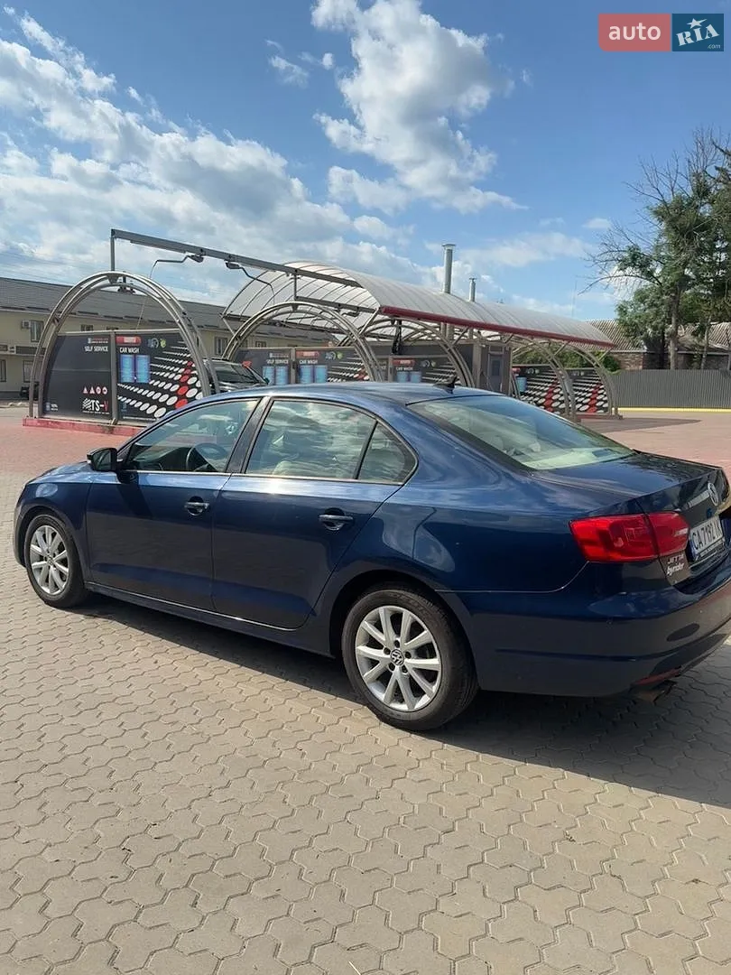2011 Volkswagen Jetta - мініатюра 3