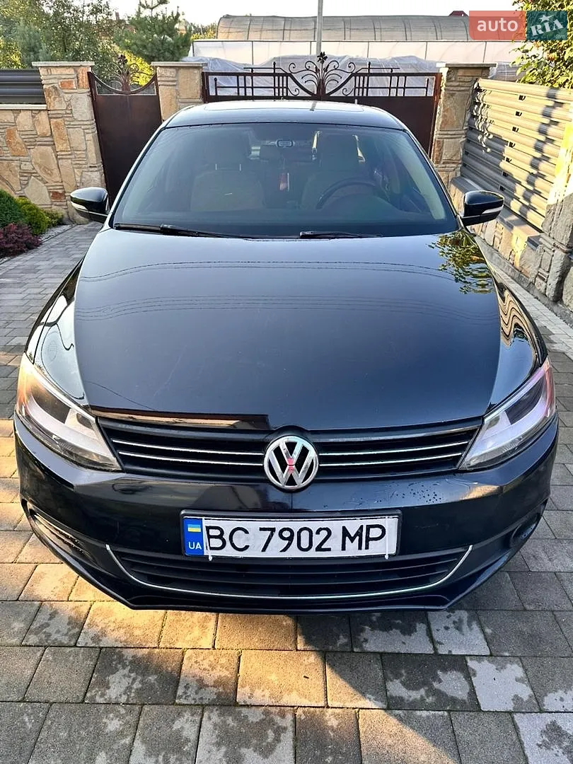 2013 Volkswagen Jetta - фото 1
