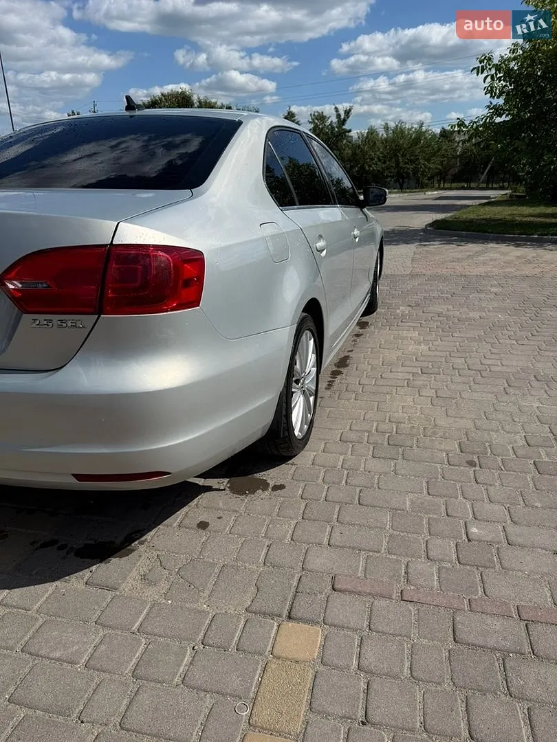 2011 Volkswagen Jetta - мініатюра 5