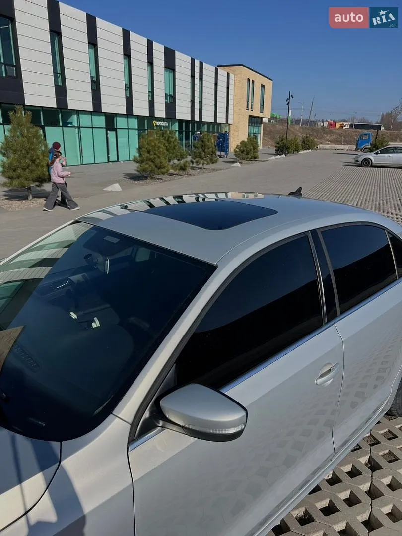 2011 Volkswagen Jetta - мініатюра 20