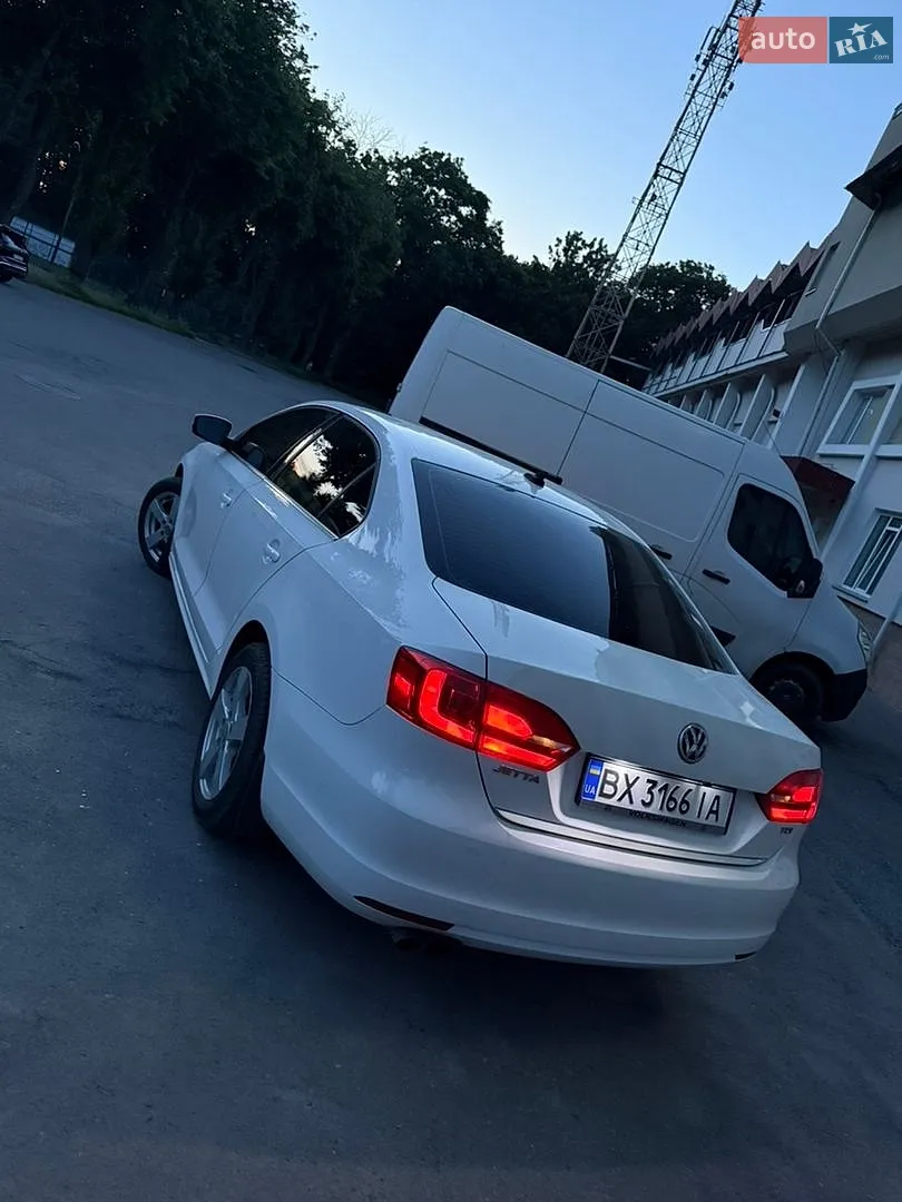 2012 Volkswagen Jetta - мініатюра 2