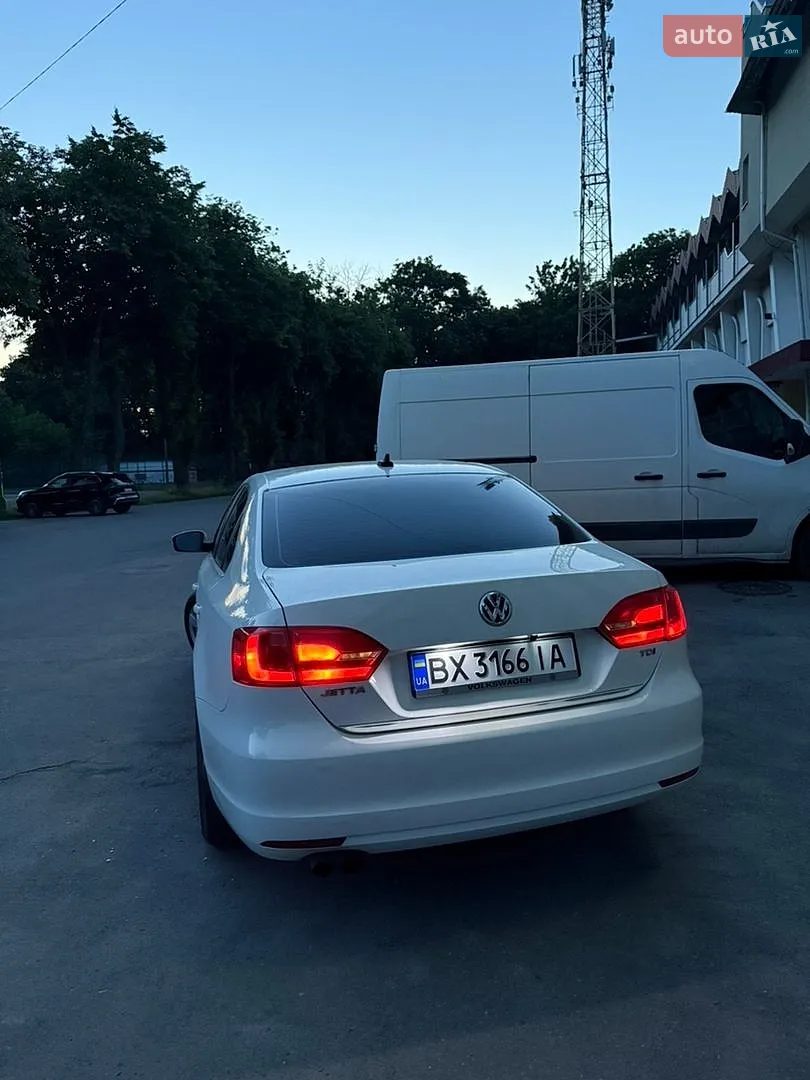 2012 Volkswagen Jetta - мініатюра 3