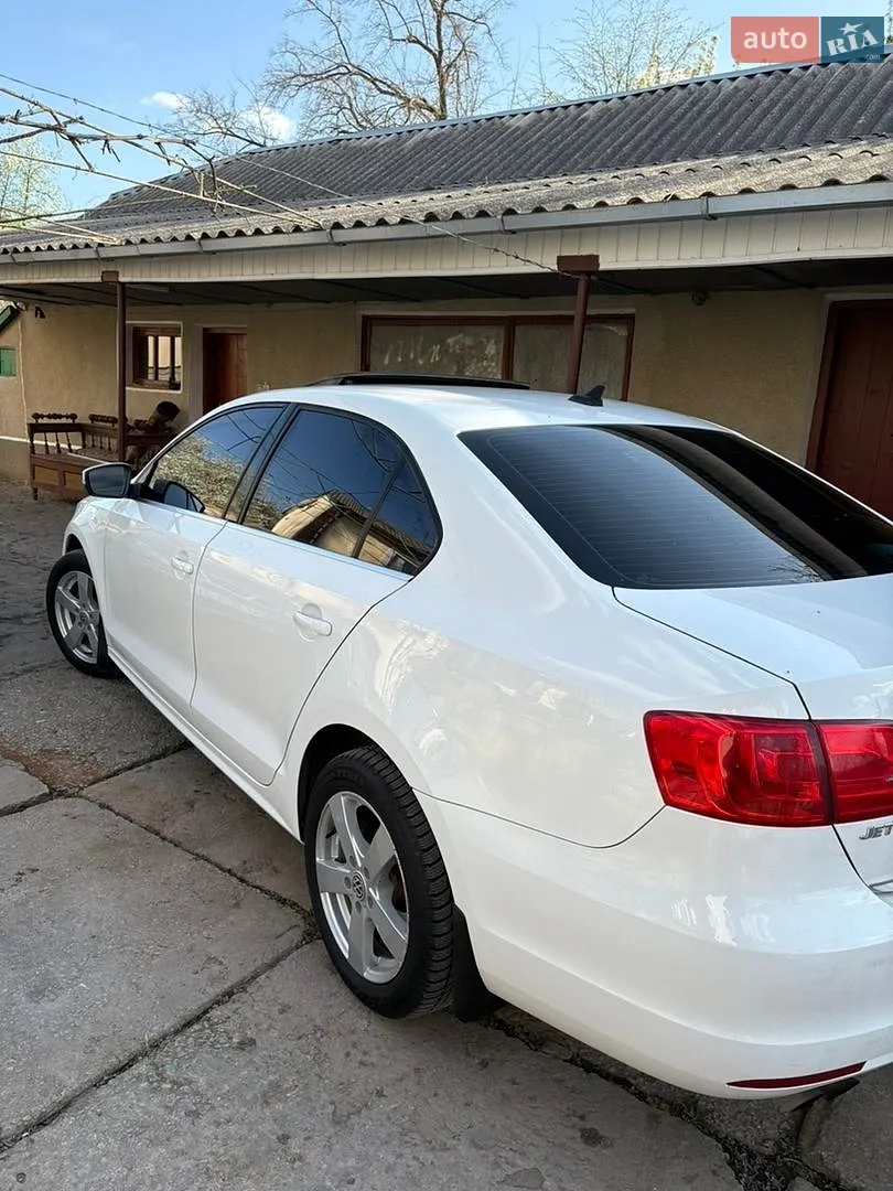2012 Volkswagen Jetta - мініатюра 11