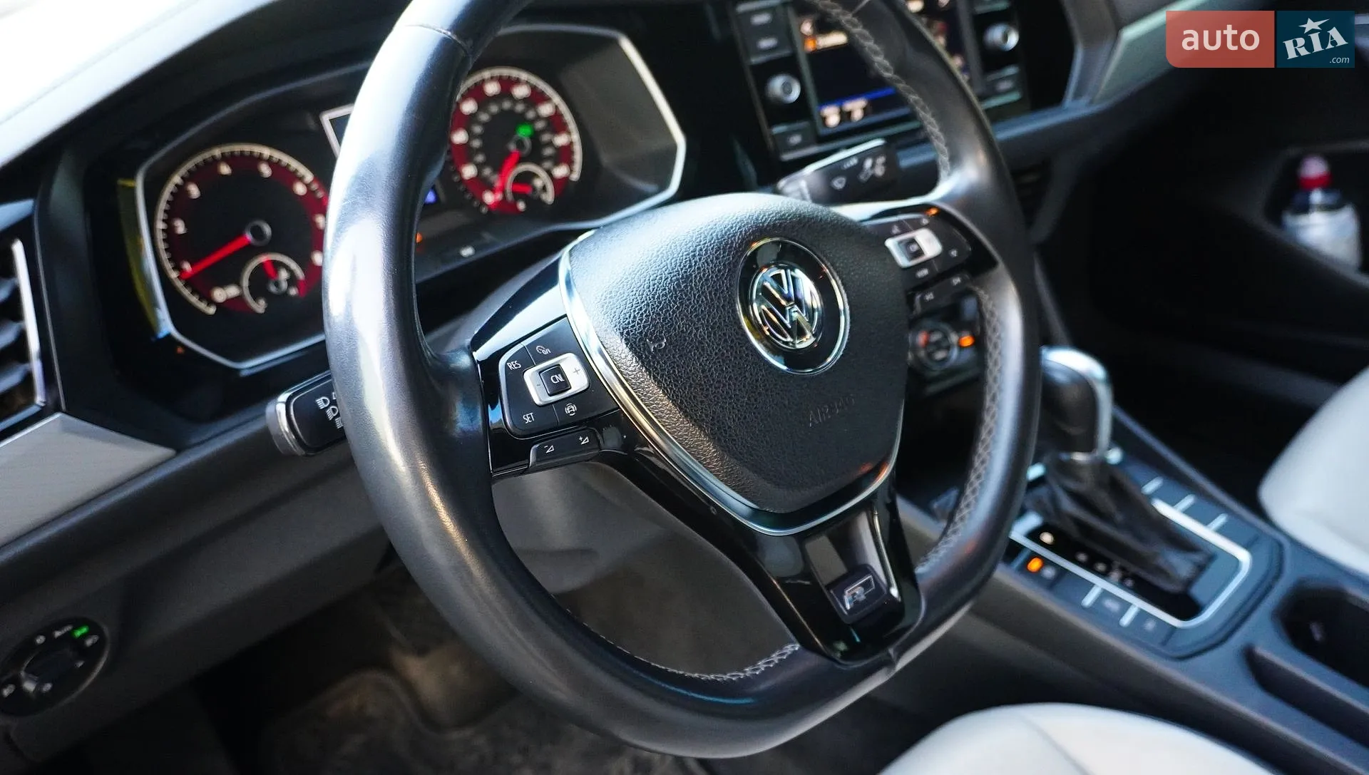 2018 Volkswagen Jetta - мініатюра 28