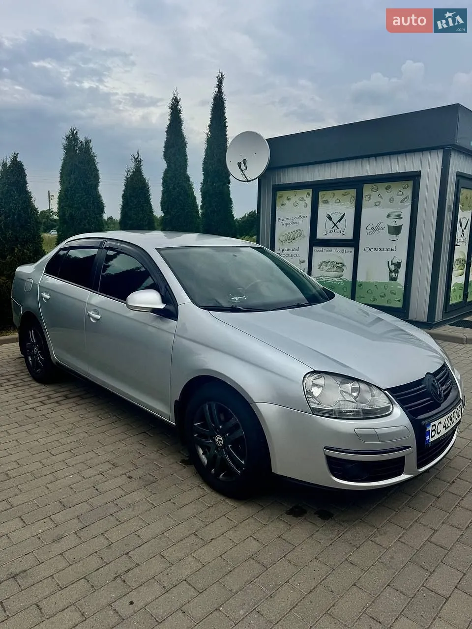 2010 Volkswagen Jetta - мініатюра 3