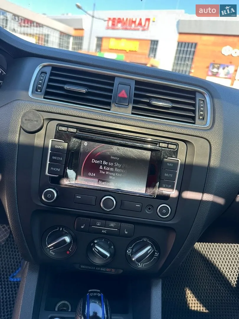 2013 Volkswagen Jetta - мініатюра 22
