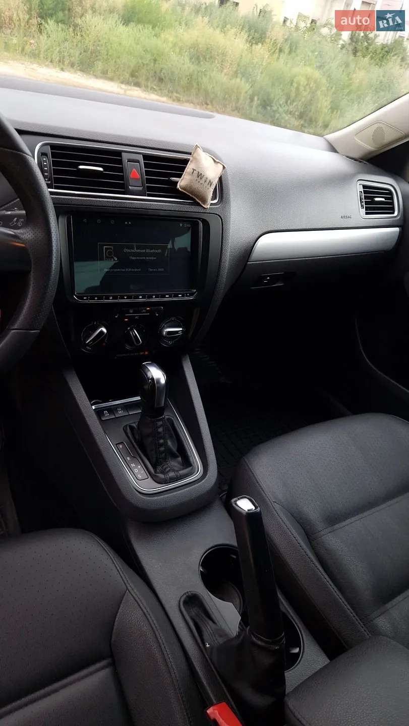 2010 Volkswagen Jetta - мініатюра 19