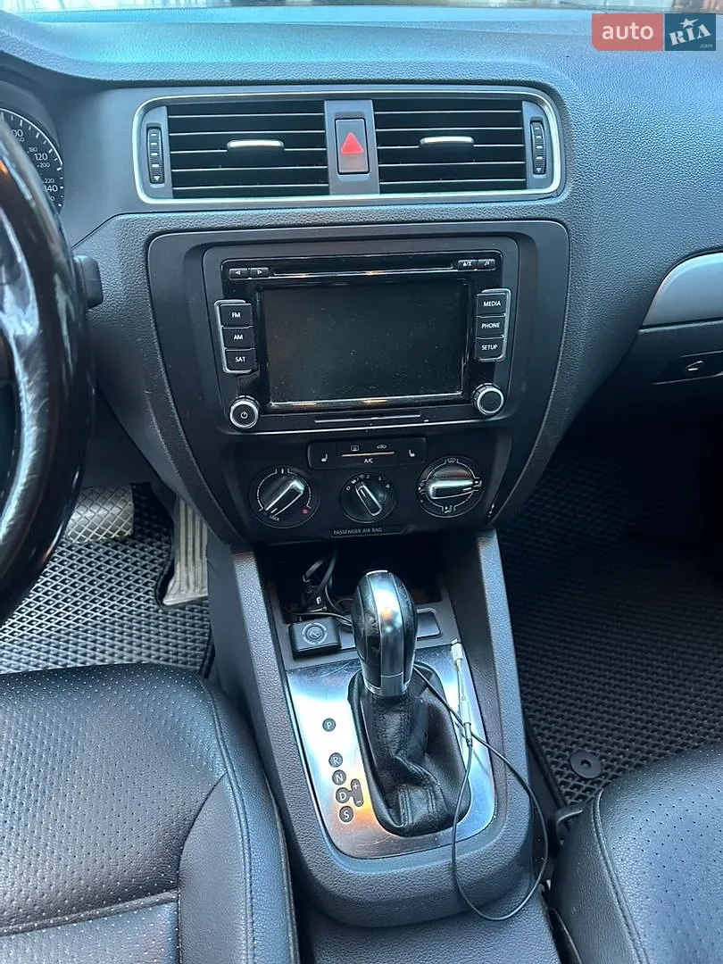 2012 Volkswagen Jetta - мініатюра 13