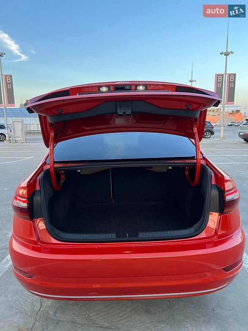 2019 Volkswagen Jetta - мініатюра 5