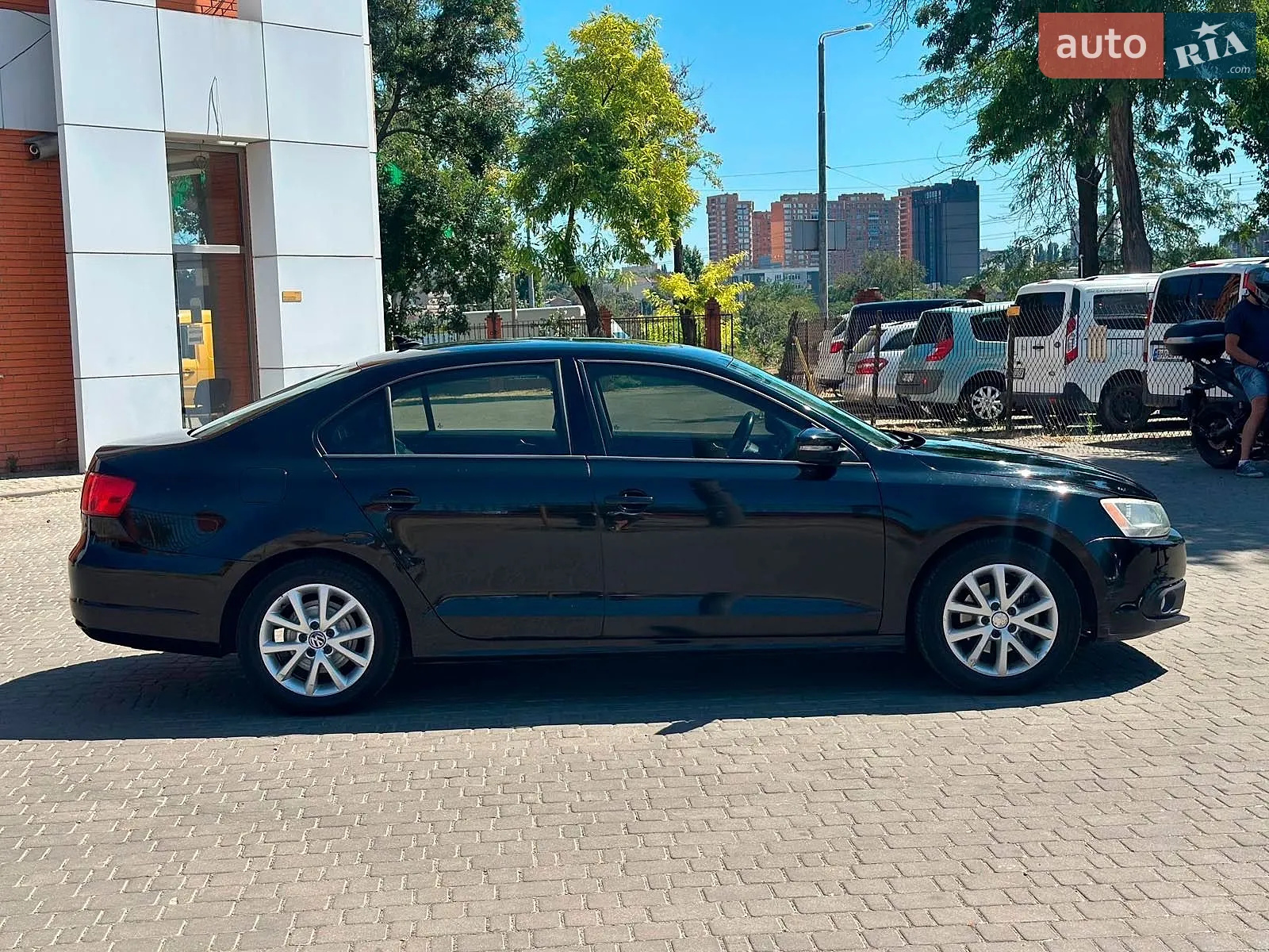 2010 Volkswagen Jetta - мініатюра 11