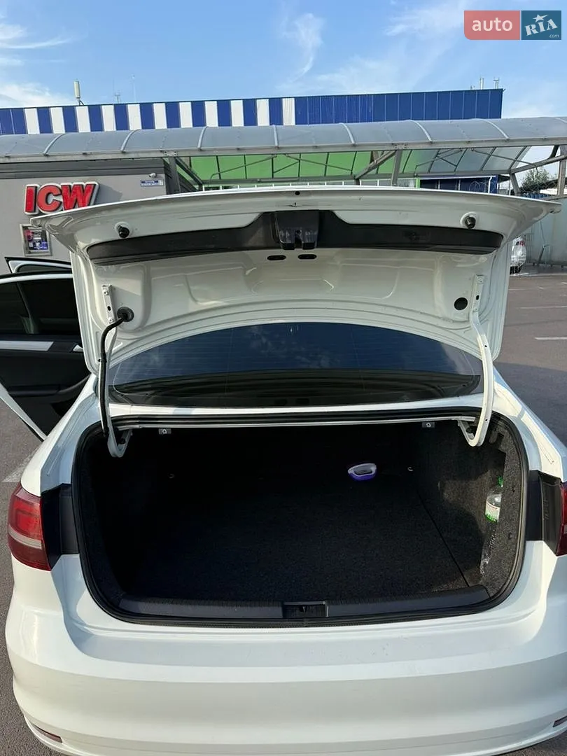 2016 Volkswagen Jetta - мініатюра 12