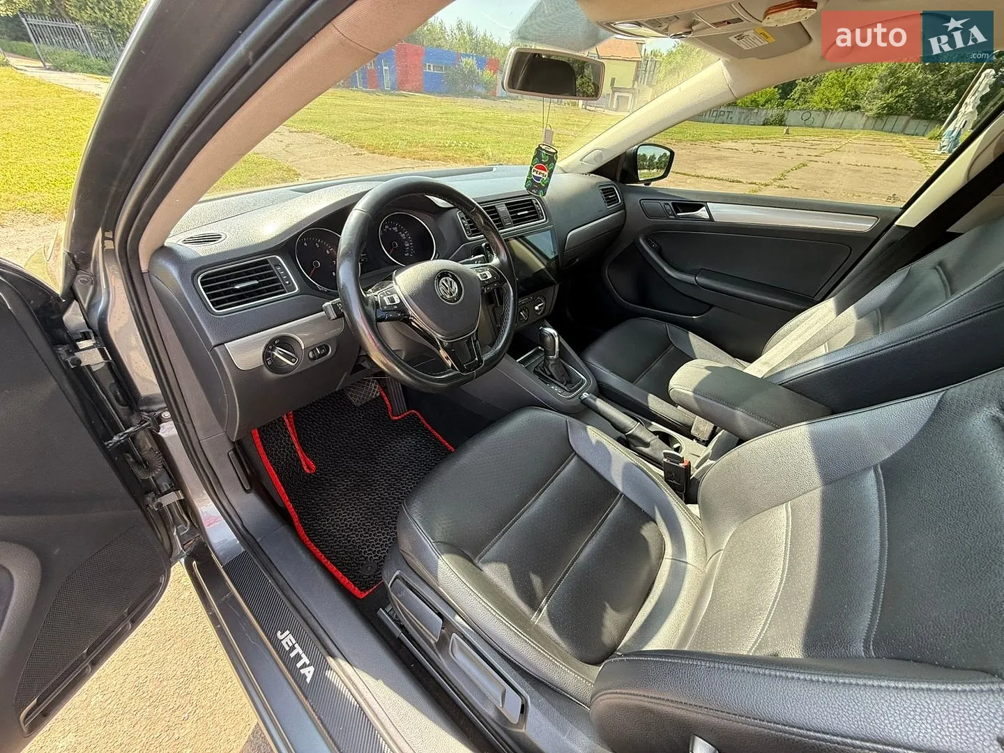 2015 Volkswagen Jetta - мініатюра 25