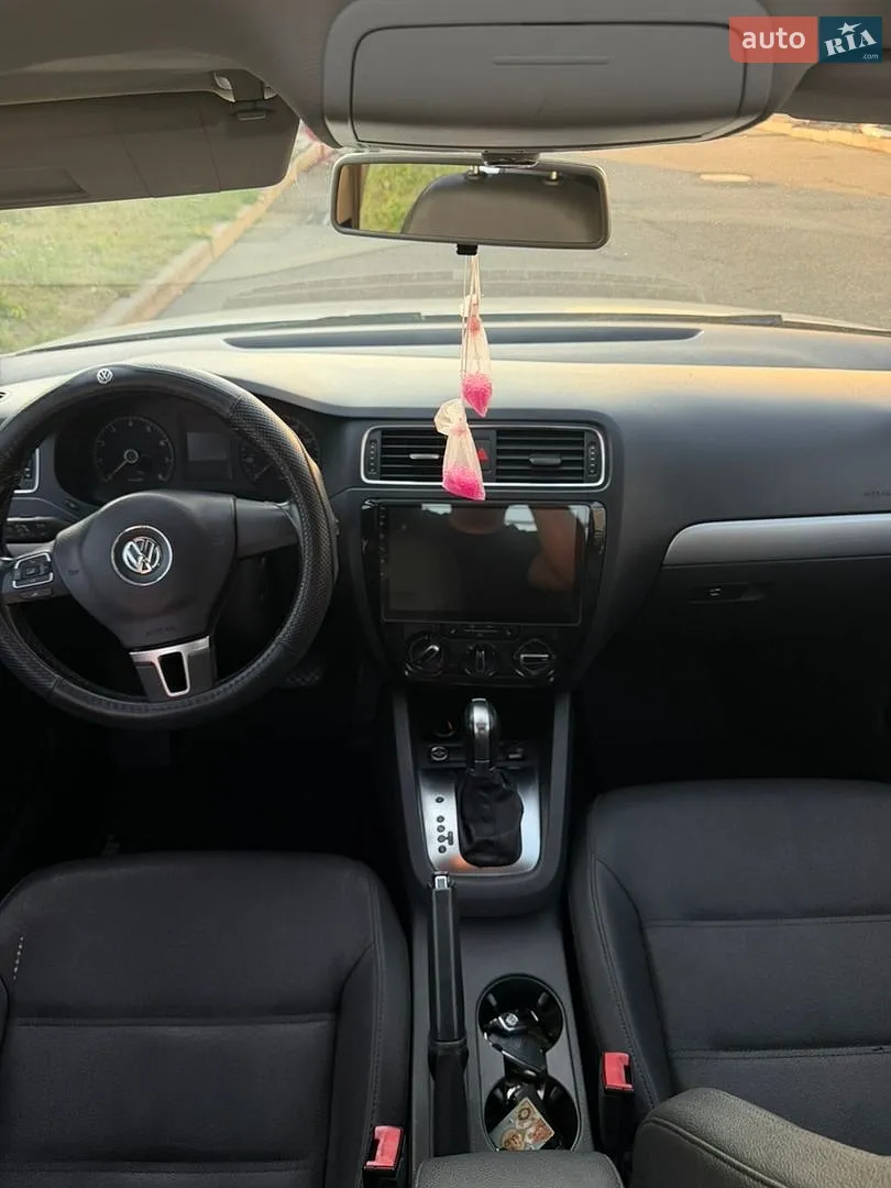 2011 Volkswagen Jetta - мініатюра 21