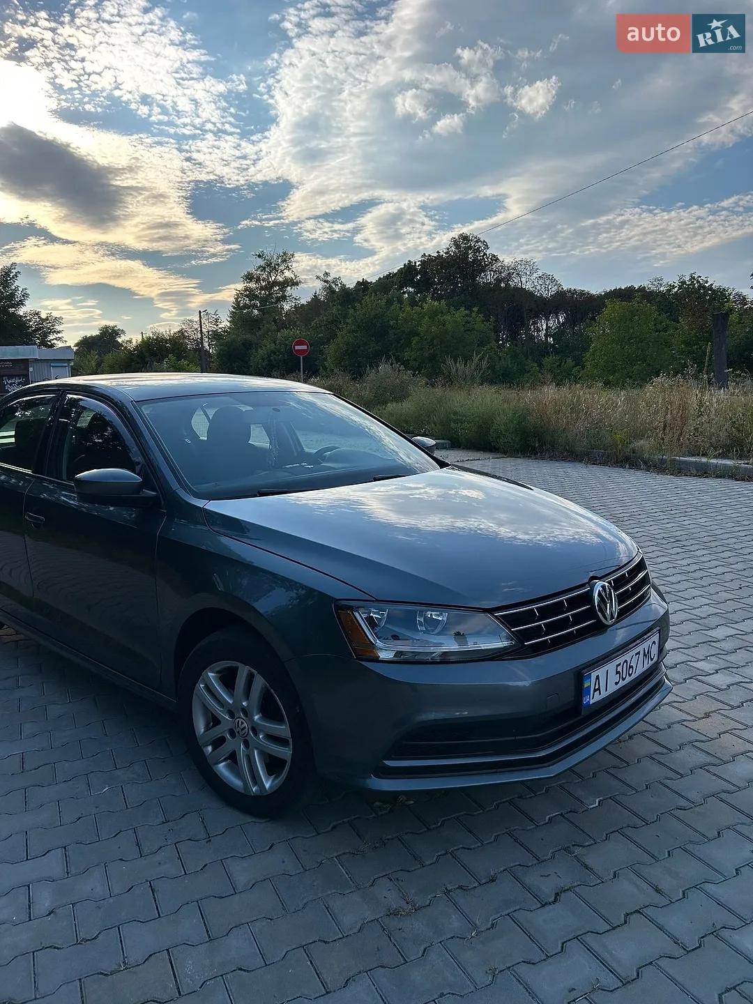 2017 Volkswagen Jetta - мініатюра 2