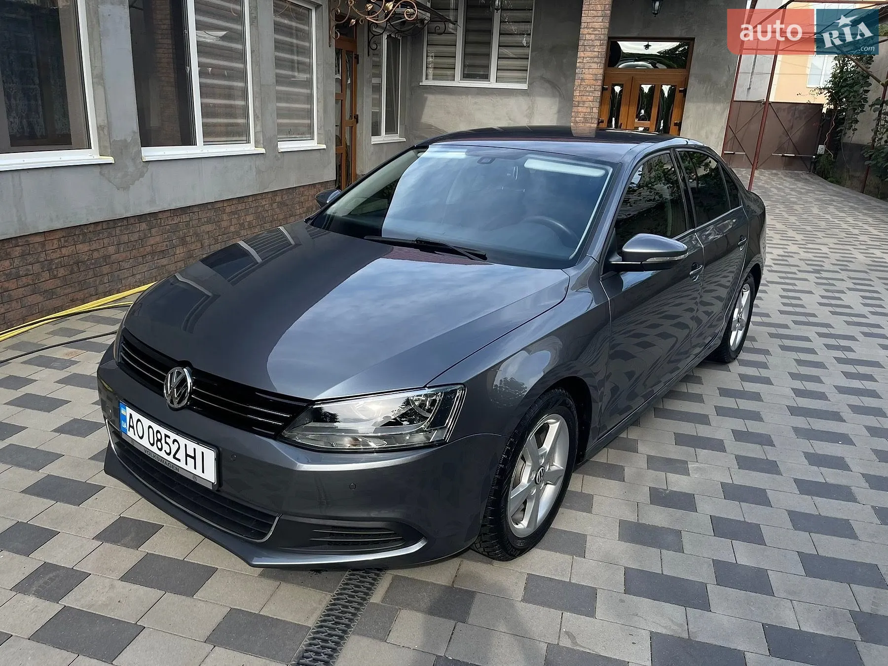 2011 Volkswagen Jetta - мініатюра 2