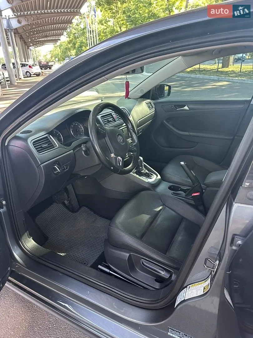2012 Volkswagen Jetta - мініатюра 5