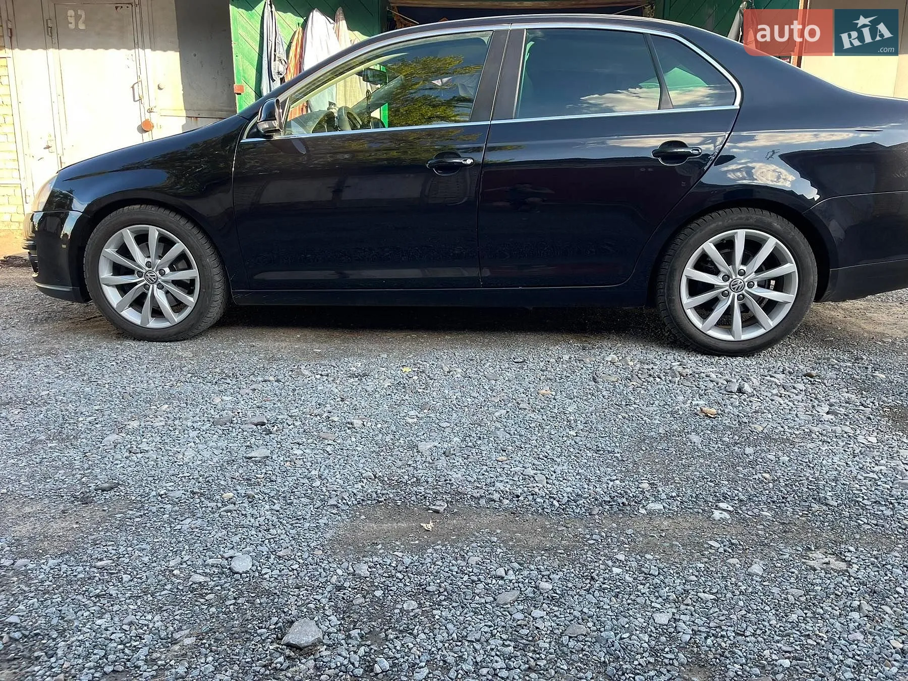2010 Volkswagen Jetta - фото 1
