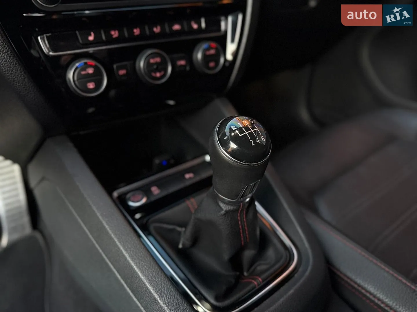 2016 Volkswagen Jetta - мініатюра 33
