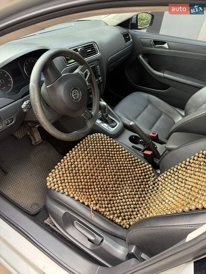2011 Volkswagen Jetta - мініатюра 12
