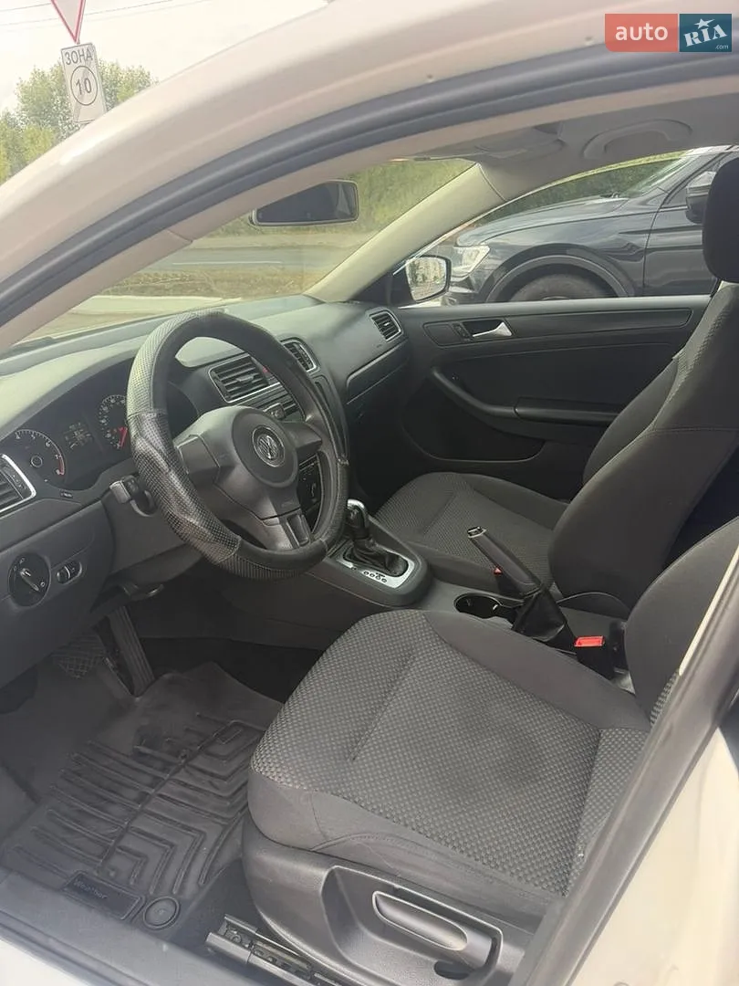 2012 Volkswagen Jetta - мініатюра 10