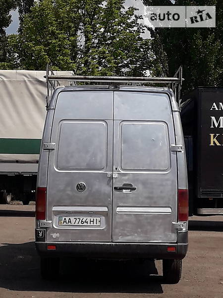 Вантажопасажирський фургон Volkswagen LT 2005 в Києві