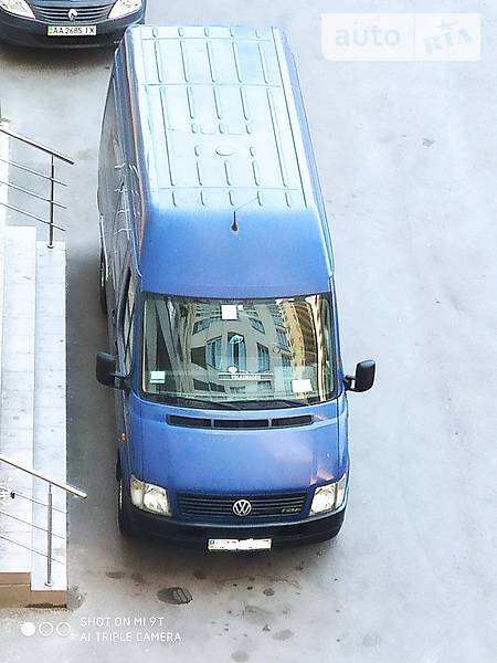 Вантажопасажирський фургон Volkswagen LT 2003 в Києві